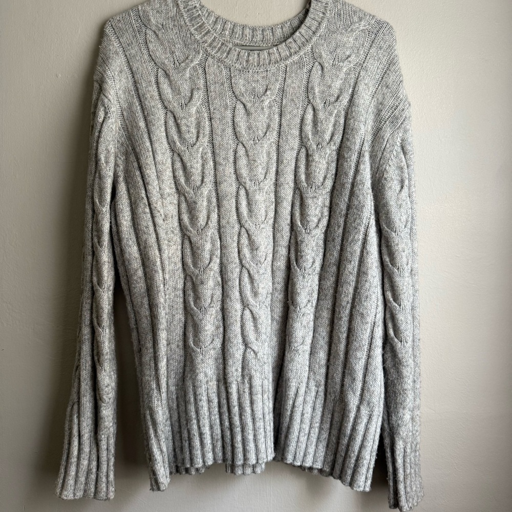 Banana Republic Cable Knit Sweater Heather Gray Rayon Blend Large